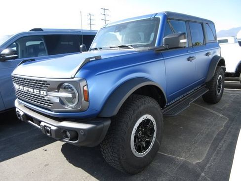 Certified 2023 Ford Bronco Badlands w/ Sasquatch Package AWD/4WD image 1