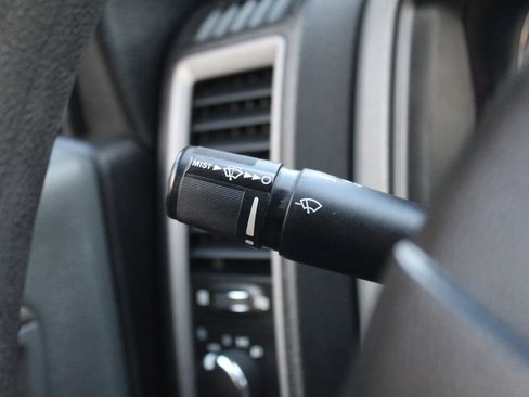 Used 2017 RAM 3500 Tradesman w/ Chrome Appearance Group image 22