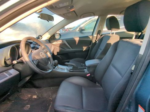 Used 2011 MAZDA MAZDA3 i Touring FWD image 6