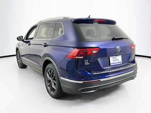 Used 2024 Volkswagen Tiguan SE FWD image 7