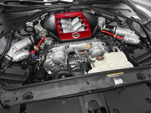 Used 2018 Nissan GT-R NISMO AWD/4WD image 48