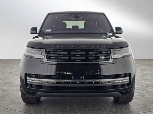 Used 2023 Land Rover Range Rover SE image 8