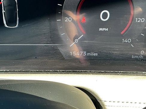 Certified 2023 Nissan Ariya FWD image 15