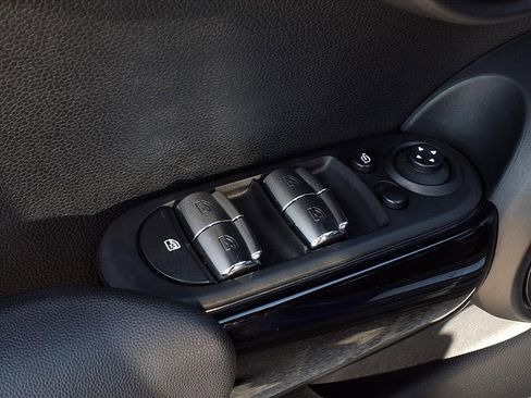 Used 2020 MINI Cooper S image 16