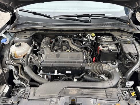 Used 2025 Ford Escape ST-Line FWD image 3