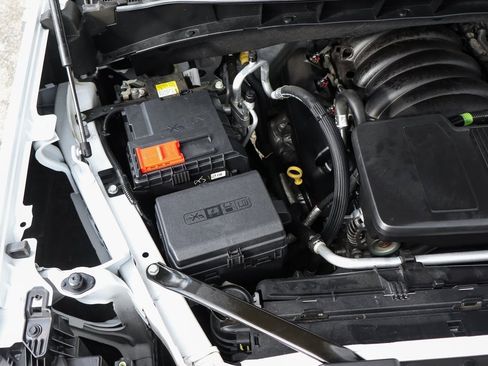 Used 2019 Chevrolet Silverado 1500 LT Trail Boss image 13