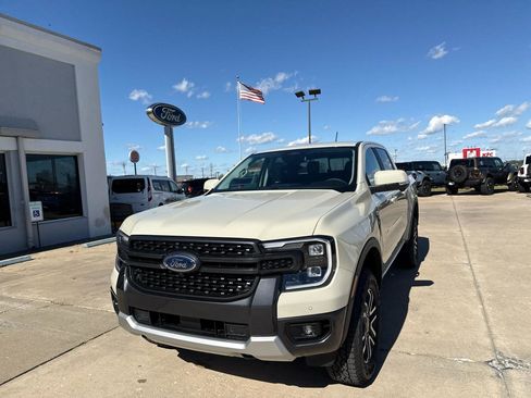 New 2025 Ford Ranger Lariat w/ FX4 Off-Road Package AWD/4WD image 12