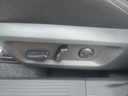 New 2026 Nissan Rogue SV image 10