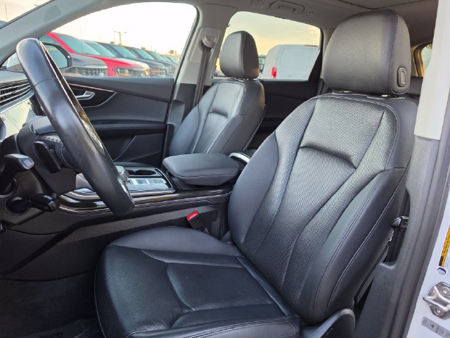 Used 2023 Audi Q7 3.0T Premium Plus w/ Premium Plus Package AWD/4WD image 15