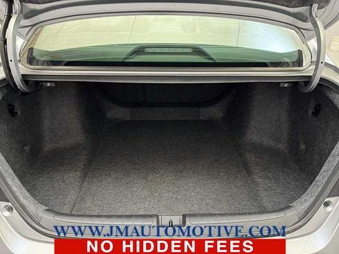 Used 2018 Honda Accord EX-L image 17