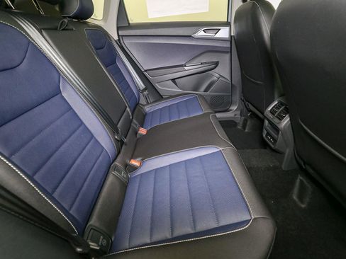 New 2026 Volkswagen Taos SEL AWD/4WD image 16