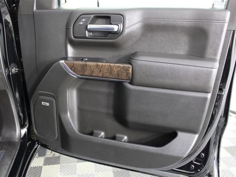 Used 2019 GMC Sierra 1500 Denali image 41