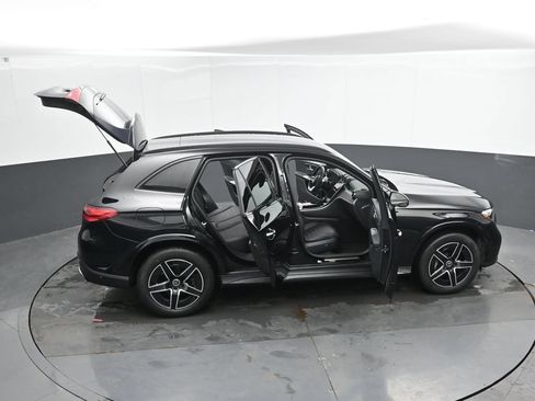 Used 2023 Mercedes-Benz GLC 300 image 46