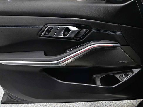 Used 2021 BMW M340i xDrive image 6