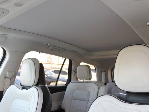 Used 2020 Lincoln Aviator Black Label Grand Touring w/ Class IV Trailer Tow Package AWD/4WD image 90