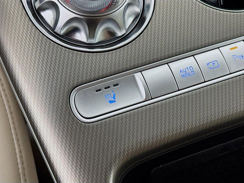 New 2024 Genesis GV60 RWD image 22