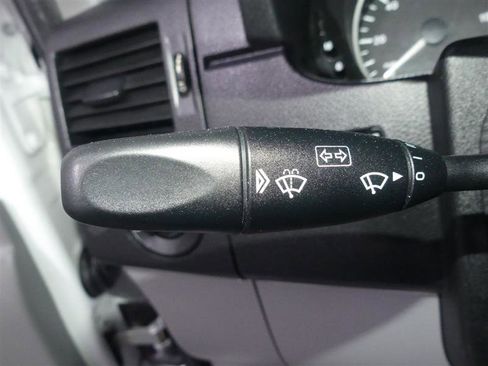 Used 2012 Mercedes-Benz Sprinter 2500 image 26