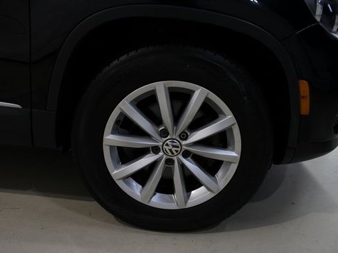 Used 2017 Volkswagen Tiguan Wolfsburg Edition image 12