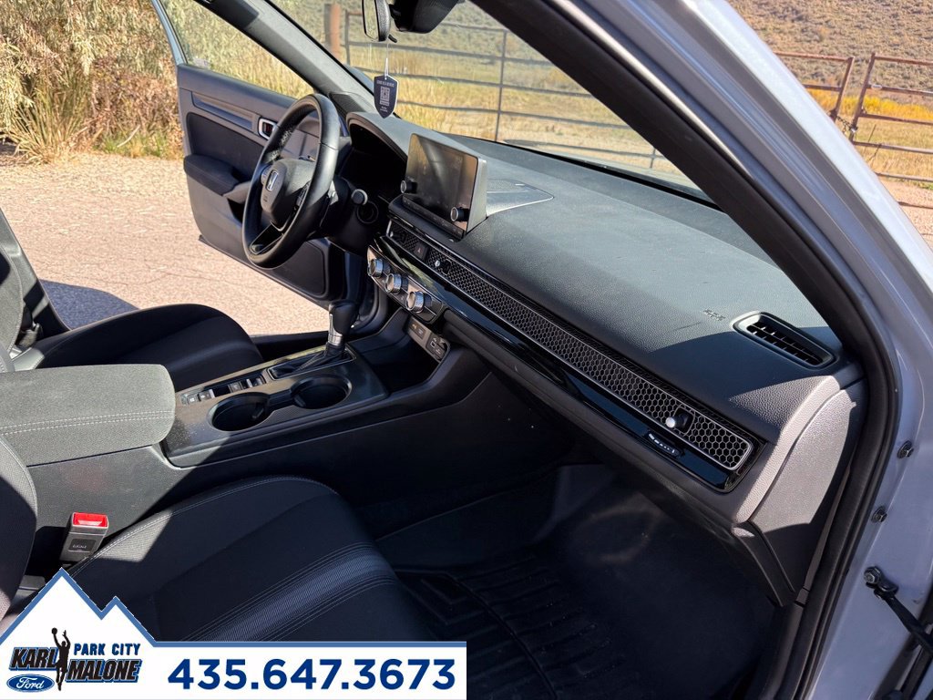 Used 2023 Honda Civic Sport image 32