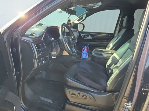 Used 2024 Chevrolet Tahoe LS RWD image 5