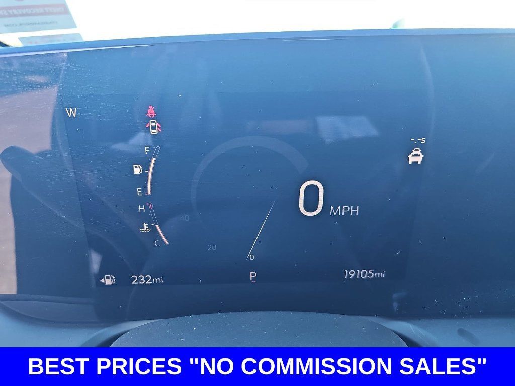 Used 2024 Buick Encore GX Avenir w/ Avenir Convenience Package FWD image 19