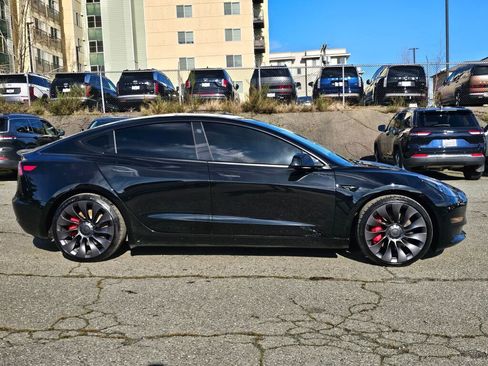 Used 2023 Tesla Model 3 Performance image 9