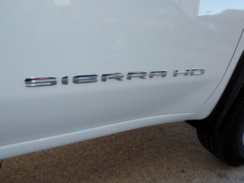 New 2026 GMC Sierra 3500 Pro w/ Convenience Package image 13