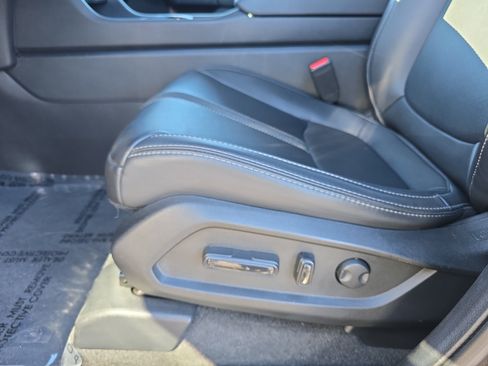 Used 2023 Honda Pilot EX-L image 25