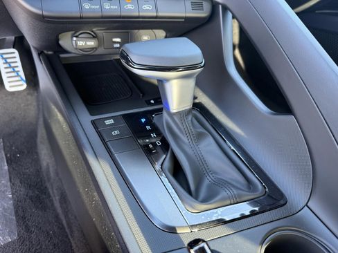 New 2025 Hyundai Elantra Sport image 14