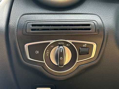 Certified 2022 Mercedes-Benz GLC 43 AMG 4MATIC image 25