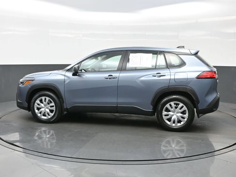 Used 2024 Toyota Corolla Cross L image 3