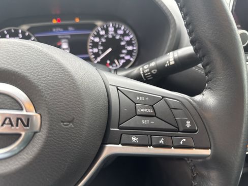 Used 2022 Nissan Sentra SV image 25