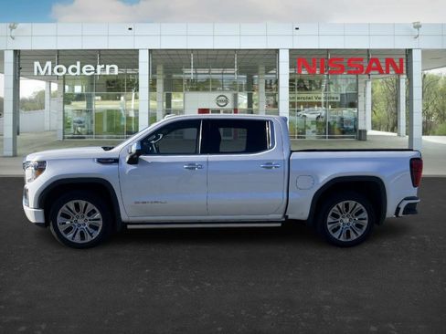 Used 2022 GMC Sierra 1500 Denali w/ Denali Premium Package image 3