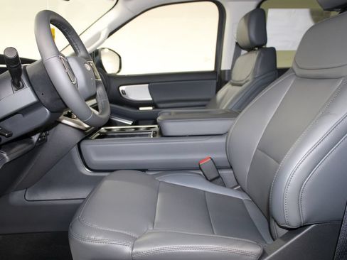New 2026 Ford Expedition Max Active RWD image 23