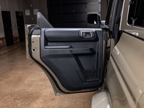 Used 2026 Ford Bronco Outer Banks AWD/4WD image 37