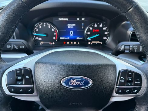 Used 2024 Ford Explorer XLT w/ Equipment Group 202A image 24