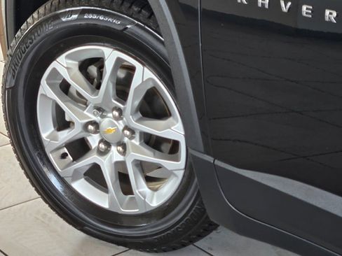 Certified 2019 Chevrolet Traverse LT FWD image 18