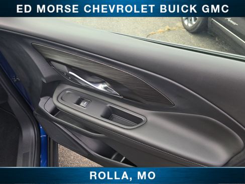 Used 2023 GMC Terrain SLE w/ Driver Convenience Package image 20