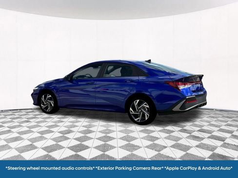 Used 2025 Hyundai Elantra Sport image 7