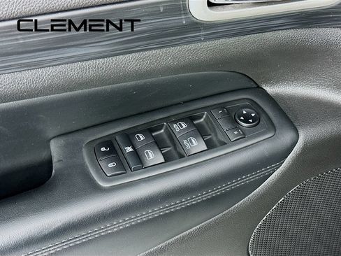 Used 2020 Jeep Grand Cherokee Altitude AWD/4WD image 27