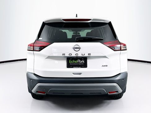Used 2023 Nissan Rogue S AWD/4WD image 7