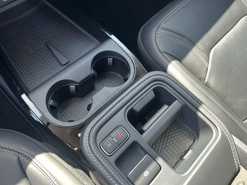 Used 2025 Ford Mustang Mach-E Premium AWD/4WD image 18