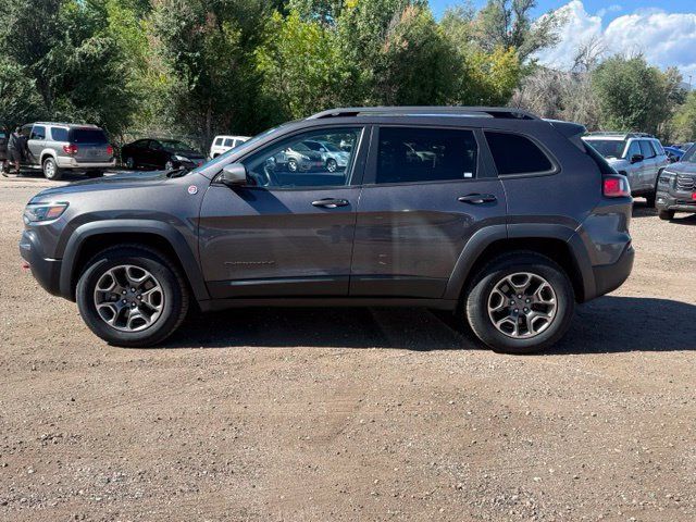 Used 2020 Jeep Cherokee Trailhawk w/ Cold Weather Group AWD/4WD image 2