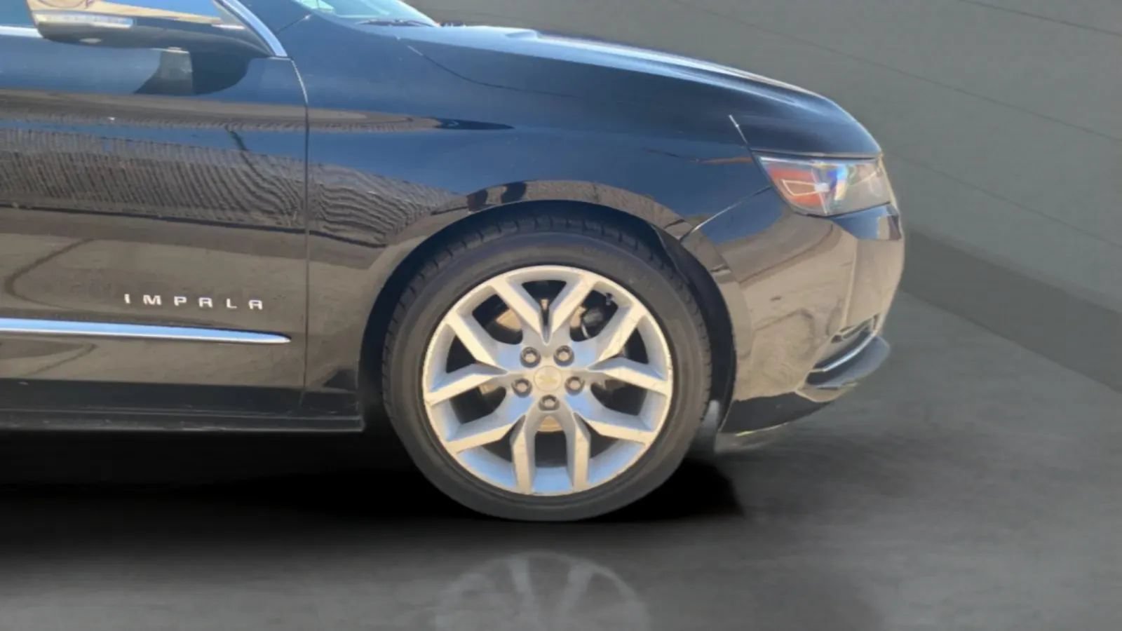 Used 2019 Chevrolet Impala Premier FWD image 24