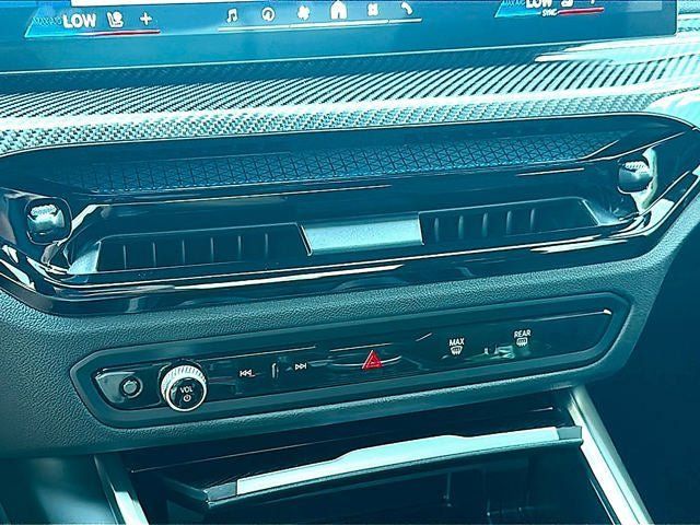 New 2026 BMW M2 w/ Lighting Package RWD image 53