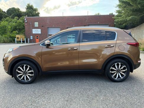 Used 2017 Kia Sportage EX w/ EX Premium Package AWD/4WD image 3