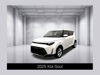 Used 2025 Kia Soul LX w/ LX Technology Package
