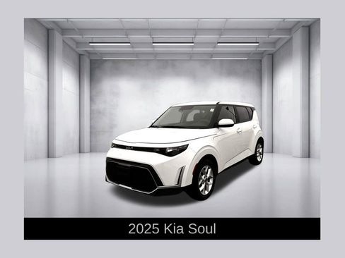 Used 2025 Kia Soul LX w/ LX Technology Package FWD image 1