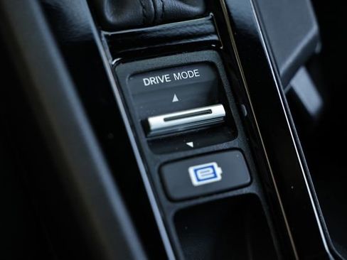 Used 2024 Honda Accord Sport image 42