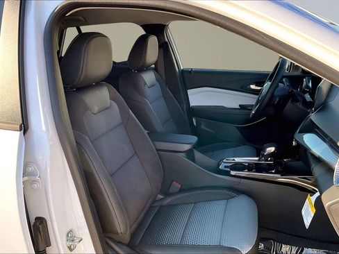 New 2026 Chevrolet Trax LT w/ Driver Confidence Package image 11